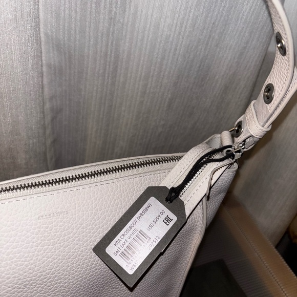 Brand new All Saints purse 🫶🏼 - Picture 4 of 6